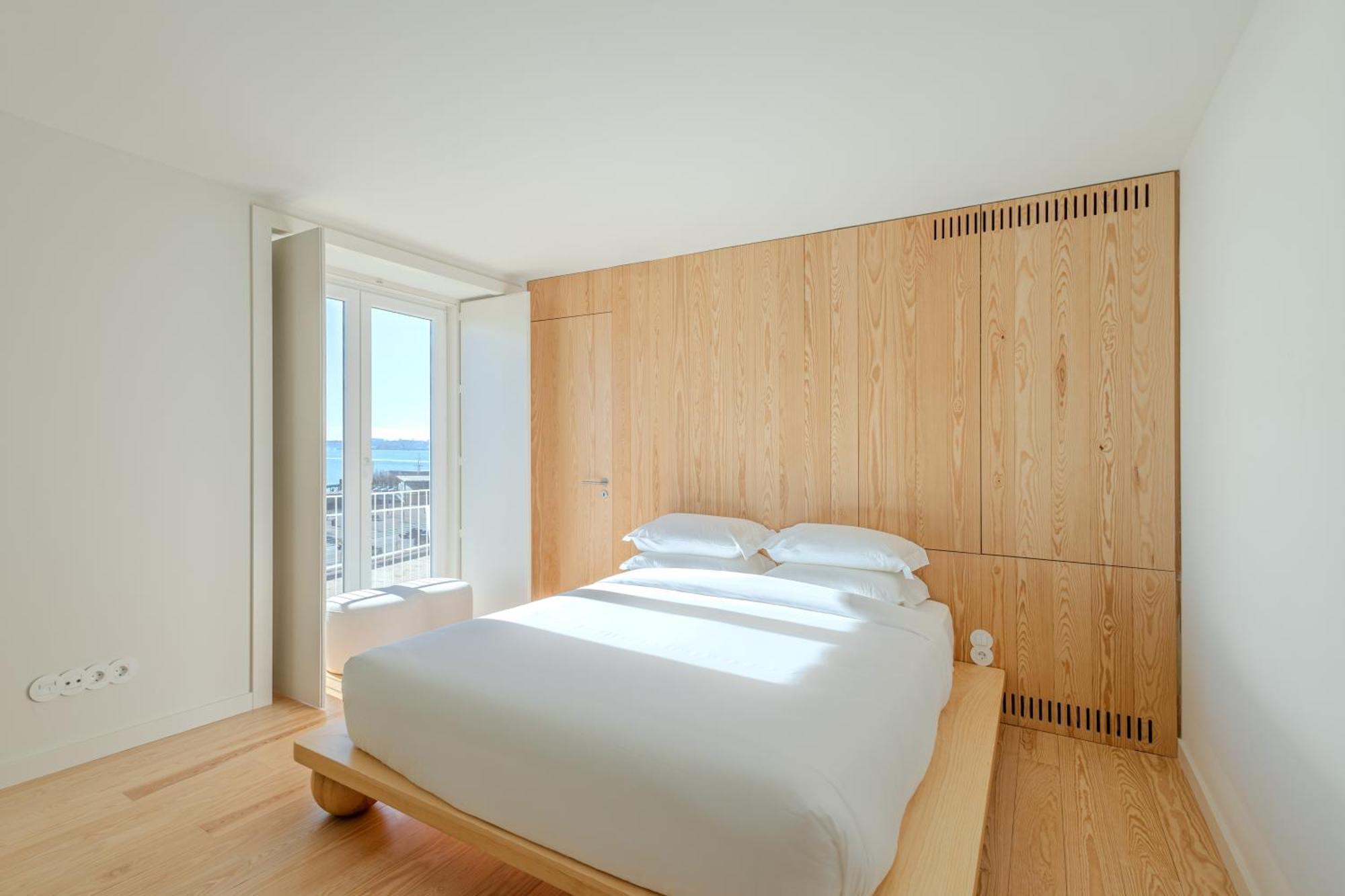 Lioz Aparthotel 4*